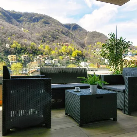 In Centro - By Myhomeincomo Feriehus Como